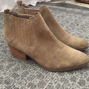 Crown Vintage Suede Ankle Boots